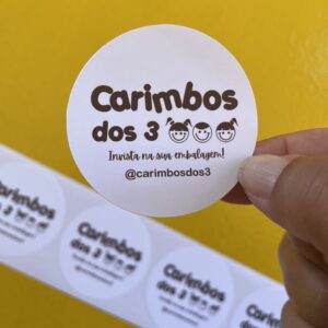 Adesivos personalizados 5x5cm 100und